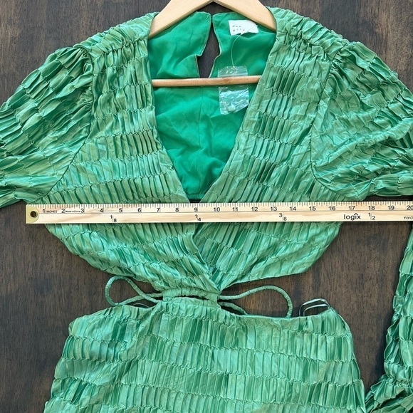 Vici Dee Ally Green Dress - Picture 6 of 7